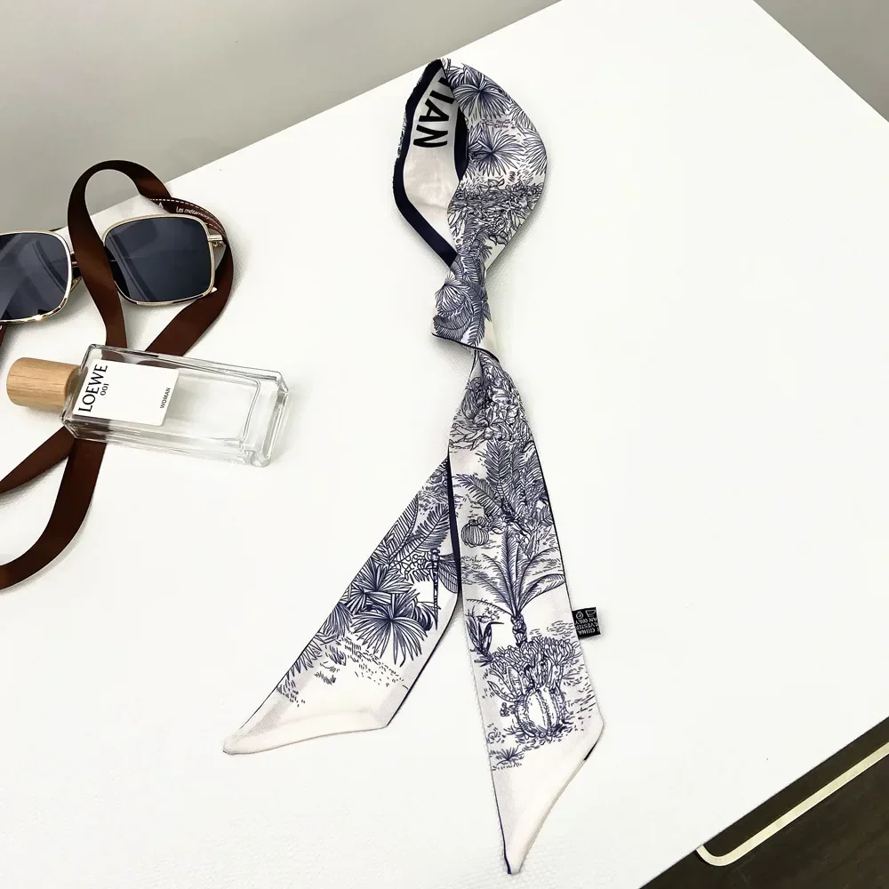 Extended Ribbon Scarf, Silk Ha - Travel Accessories Pouch のレビューと価格