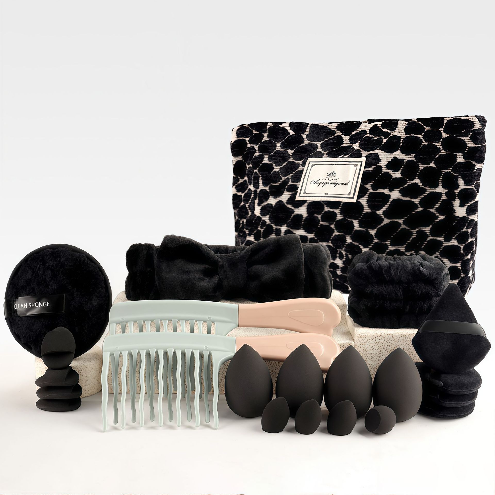 Makeup Brush Set Chic Fragranc - Travel Accessories Bag のレビューと価格