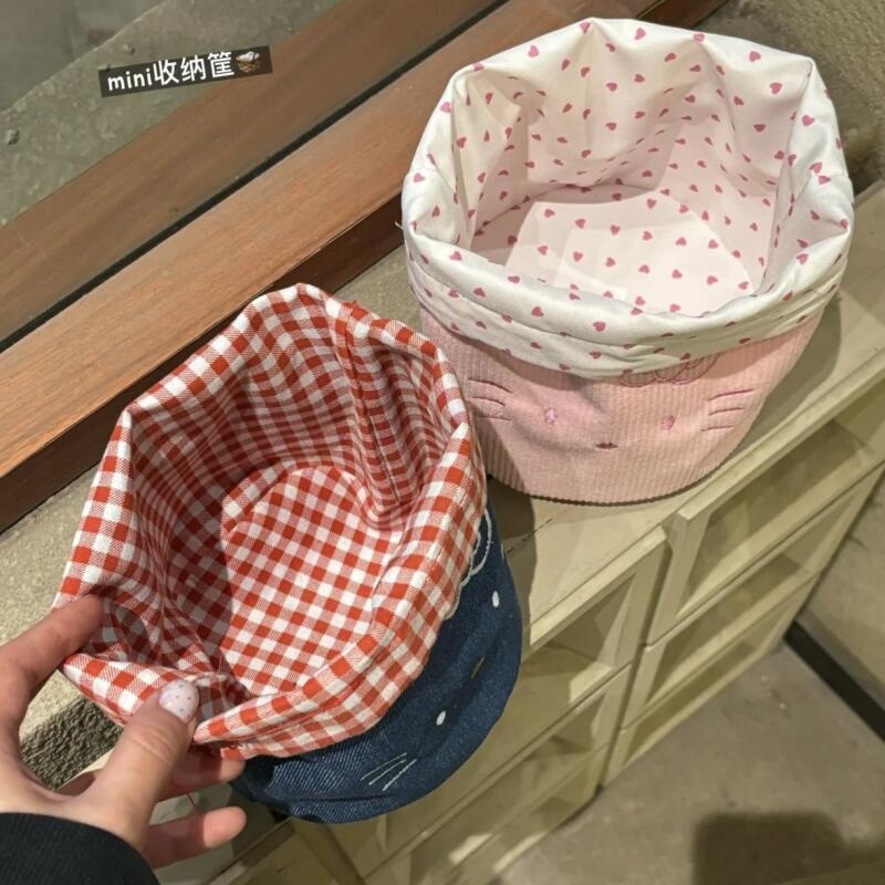 Sanrio Hello Kitty Portable Co - Travel Accessories Gadget のレビューと価格
