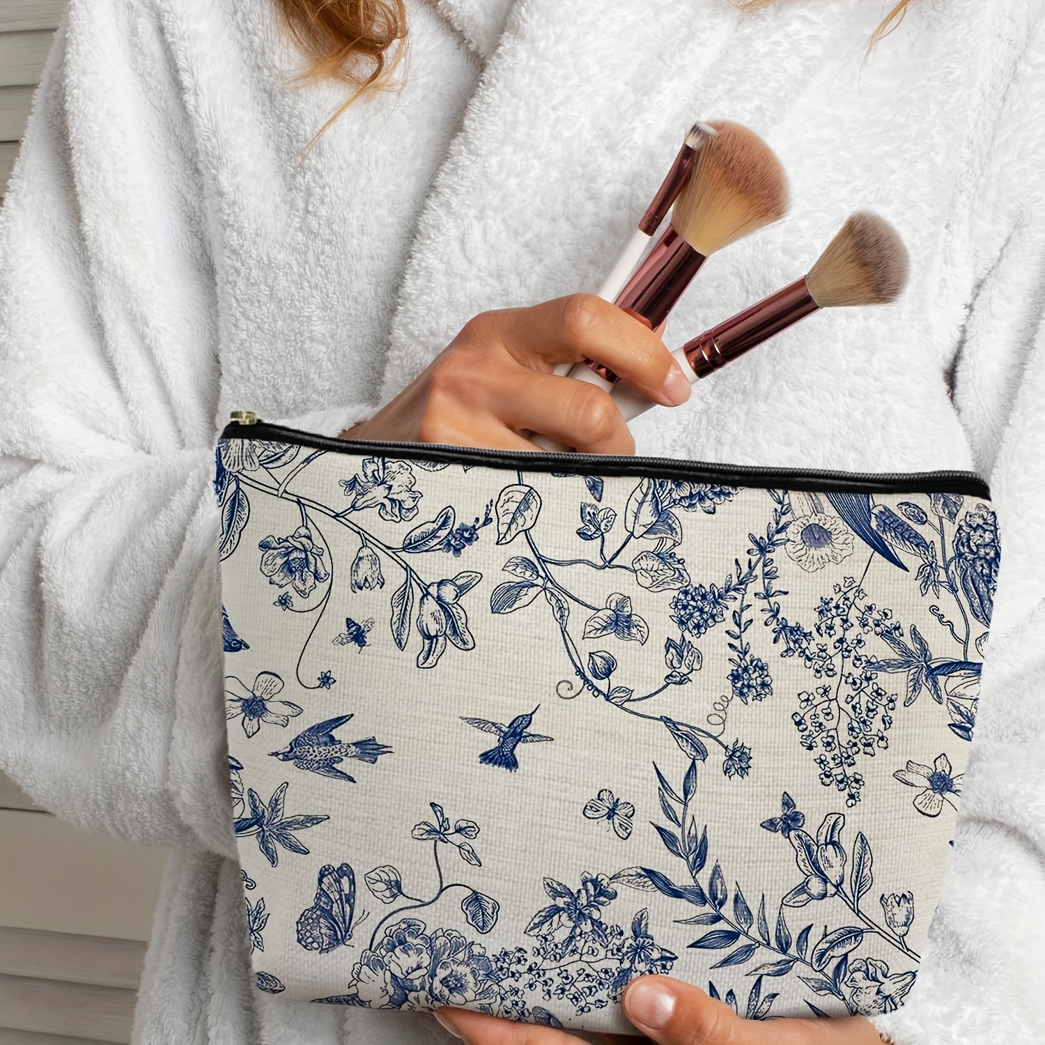 AChinese style blue floral mak - Travel Accessories Pouch のレビューと価格