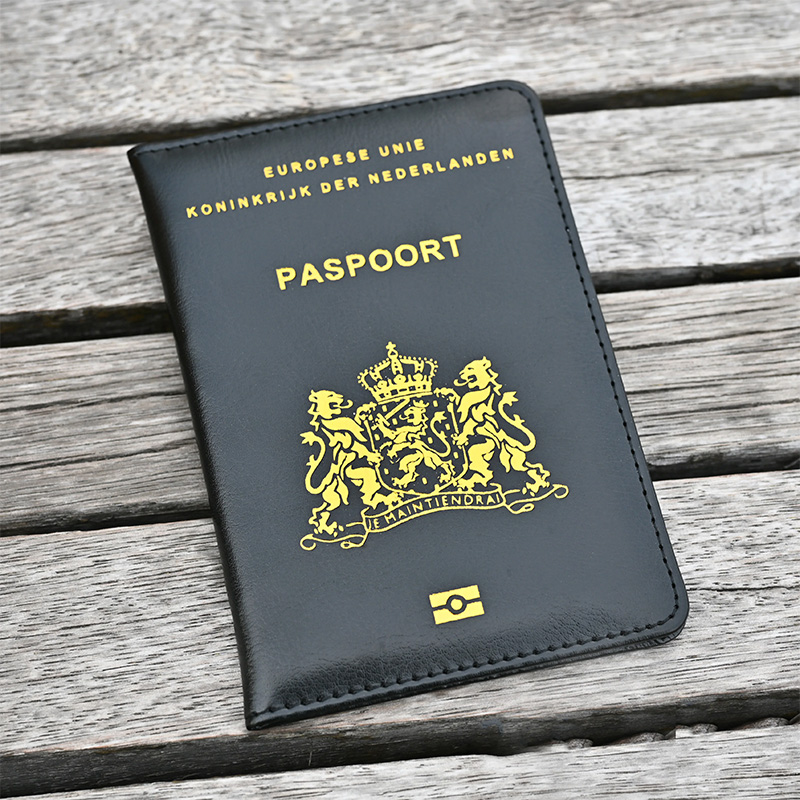 Travel Essentials Nederland Pa - Travel Accessories Essentials のレビューと価格