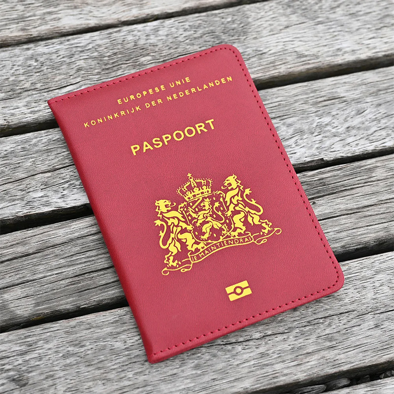 Travel Essentials Nederland Pa - Travel Accessories Essentials のレビューと価格
