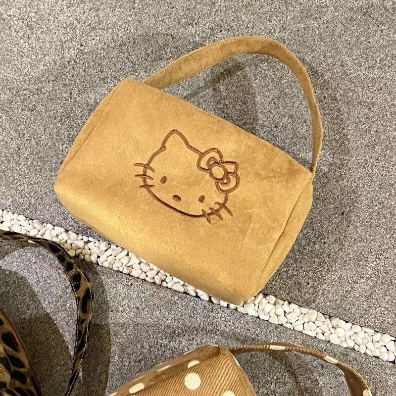 Sanrio Hello Kitty Makeup Bag  - Travel Accessories Gadget のレビューと価格