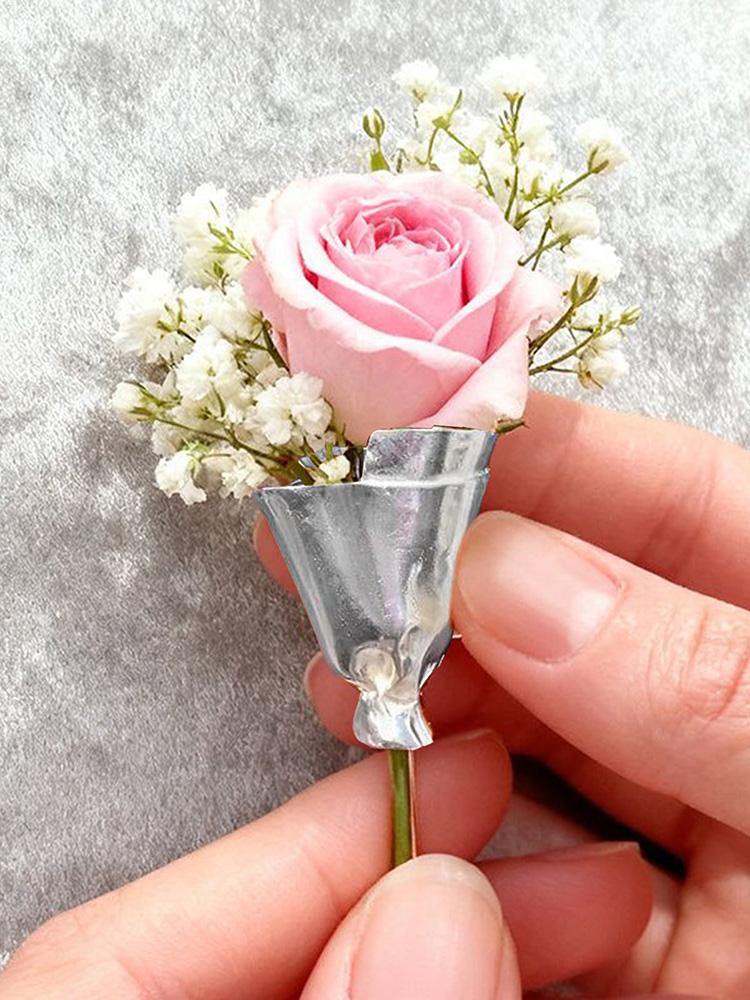 Alloy Wearable Flower Bouquet  - Travel Accessories India のレビューと価格
