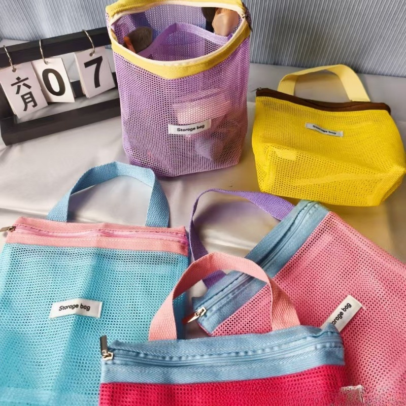 Macaron Color Makeup Organizer - Travel Z のレビューと価格