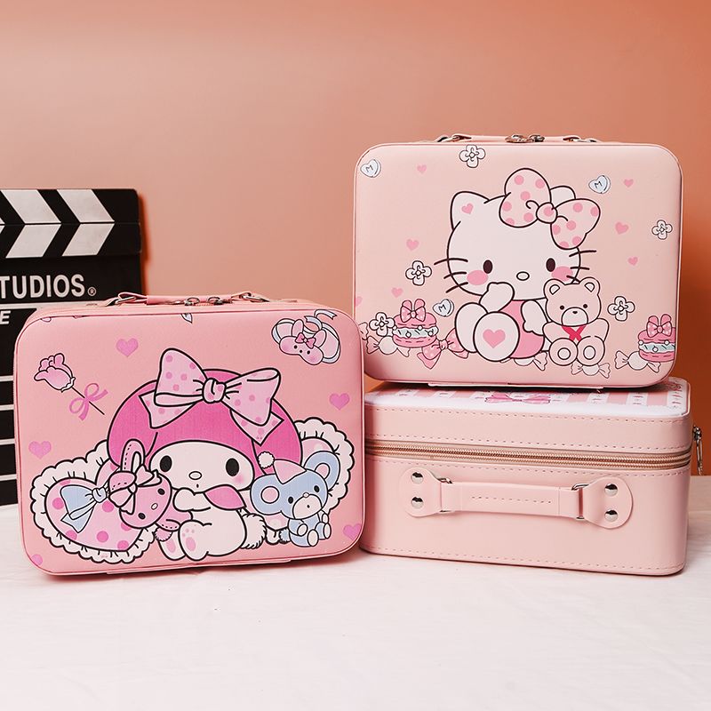 Sanrio Hello Kitty Cosmetic Ba - Travel Z のレビューと価格