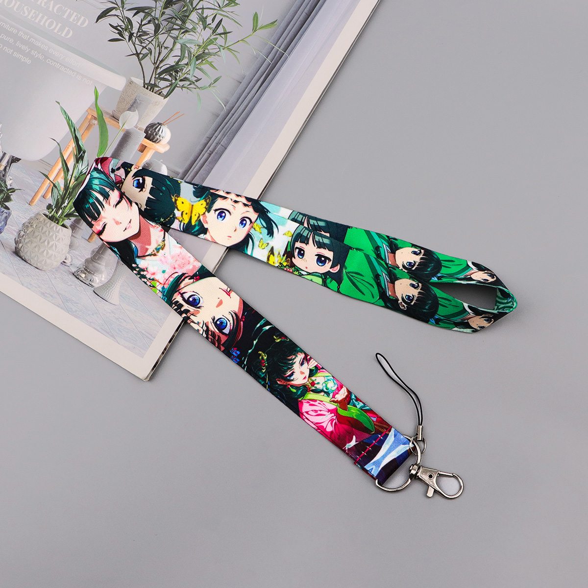 Cute Anime Girl Lanyard Neck S - Travel Accessories Gadget のレビューと価格
