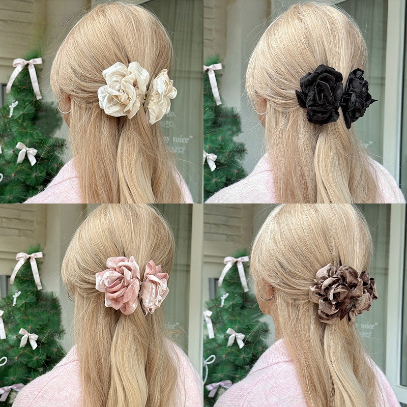 Ins Velvet Rose Hair Claw Clip - Travel Accessories For Girls のレビューと価格