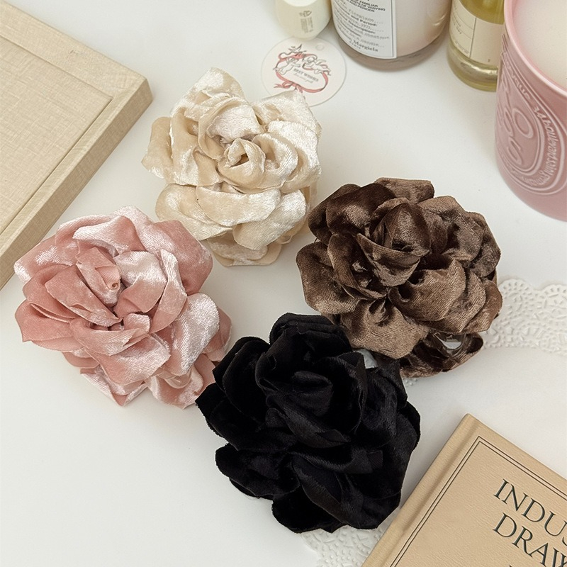 Ins Velvet Rose Hair Claw Clip - Travel Accessories For Girls のレビューと価格
