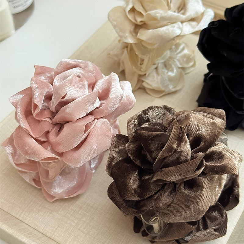 Ins Velvet Rose Hair Claw Clip - Travel Accessories For Girls のレビューと価格